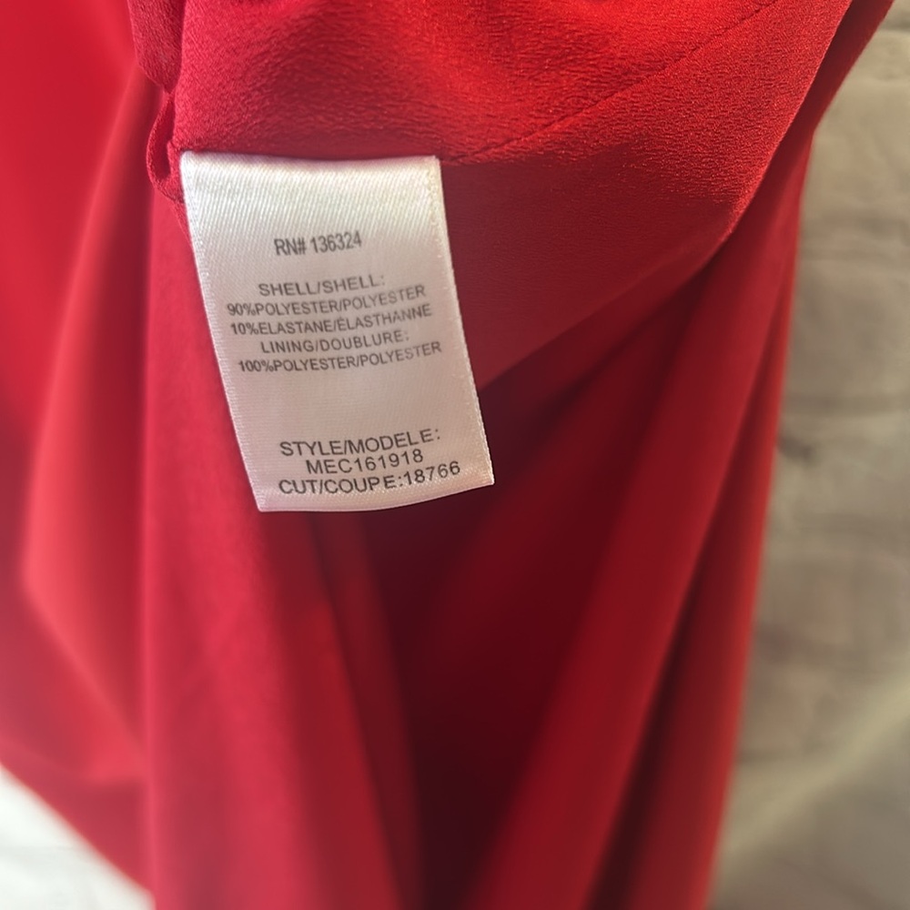 Halston Heritage Red Cold Shoulder Long Gown Size 8 Excellent Condition - Picture 12 of 12